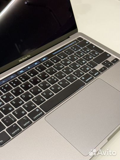 MacBook Pro 13 (2020), 256 ГБ, M1 (8 ядер), RAM 8 ГБ, GPU 8-core