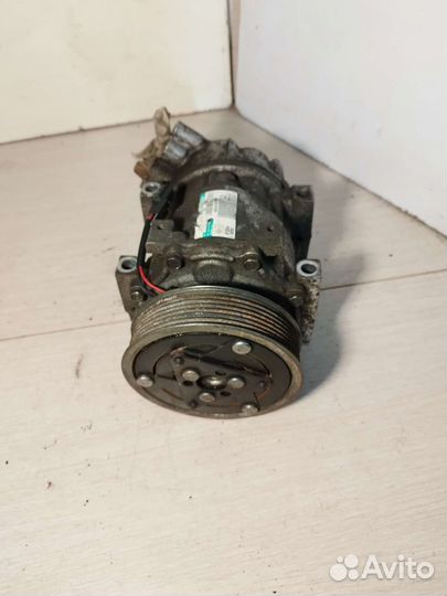 Компрессор кондиционера Renault Duster