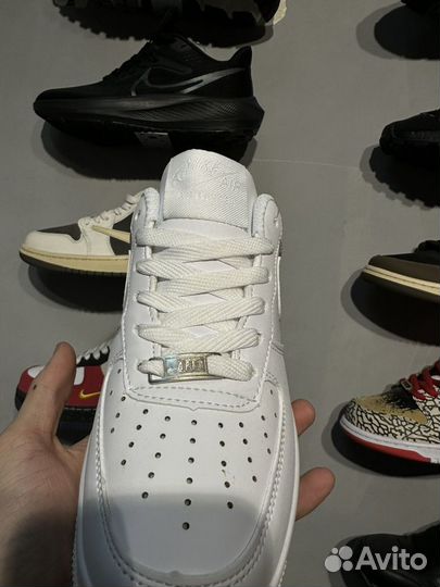 Кроссовки Nike air force 1