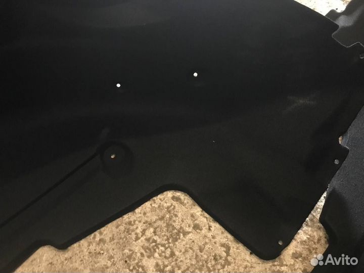 Мерседес 164 подкрылок локер GL и ML задний новый