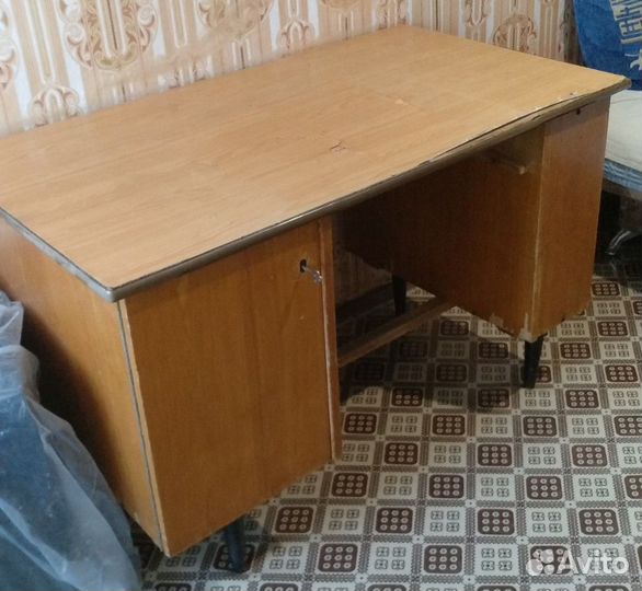 Ретро Письмен.деревян.Стол на Ножках СССР 1960