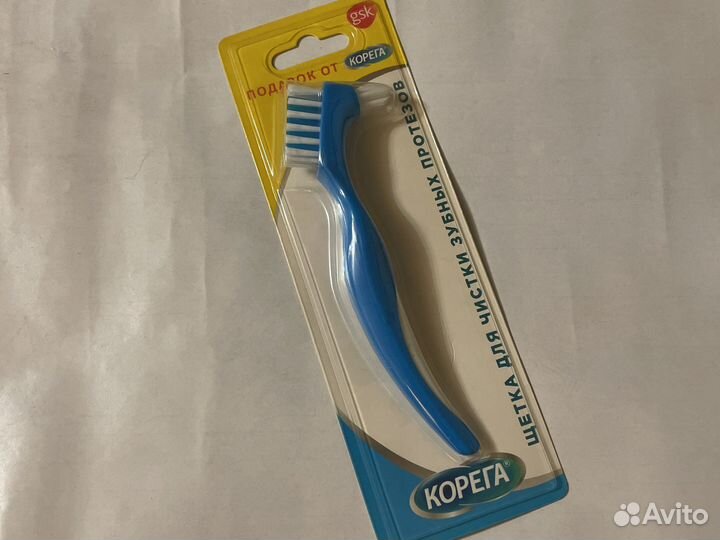 Корега щетка для протезов
