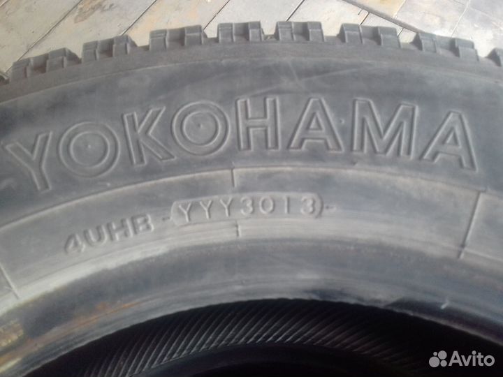 Yokohama Ice Guard F700Z 215/65 R16 98Q