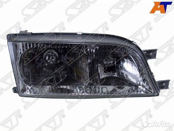 Фара ssangyong istana 95-03 RH ST-440-1100R Sat