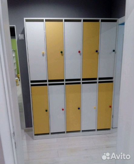 Детские шкафчики. Шкаф в раздевалку детского сада