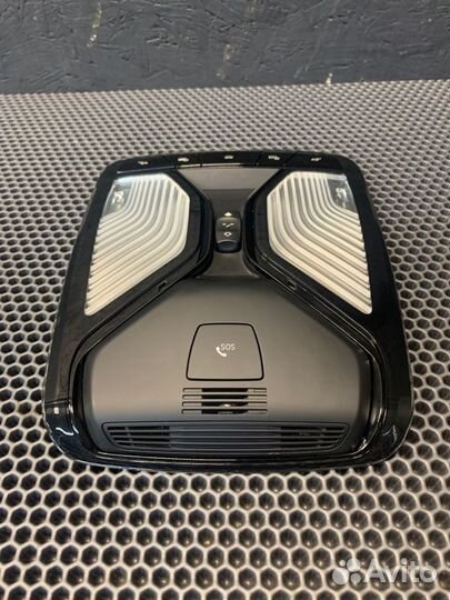 Плафон подсветки салона передний Bmw X7 G07 M-pack