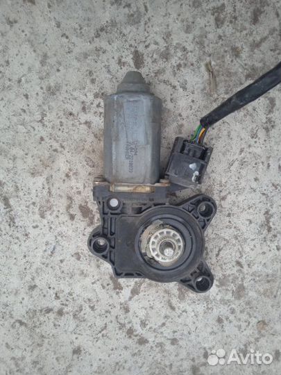 Мотор стеклоподъемника Mercedes-Benz S W220 W220