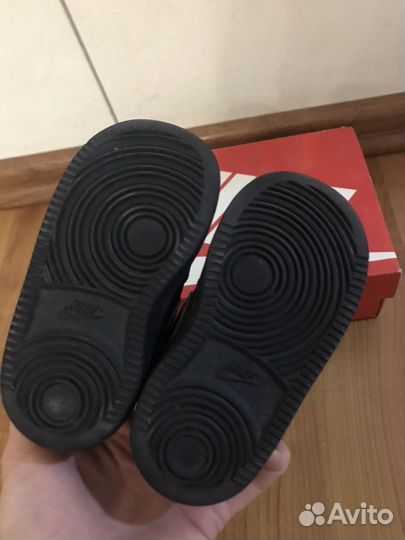 Кроссовки Nike