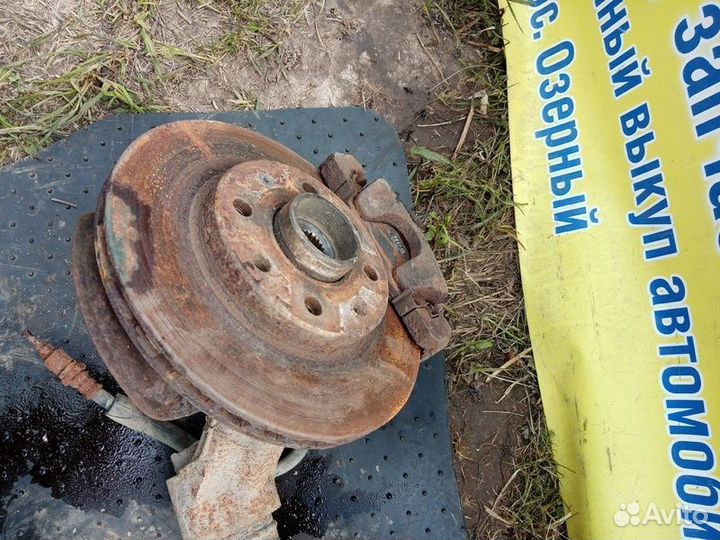 Стойка амортизатора переднего левого Chevrolet Lan