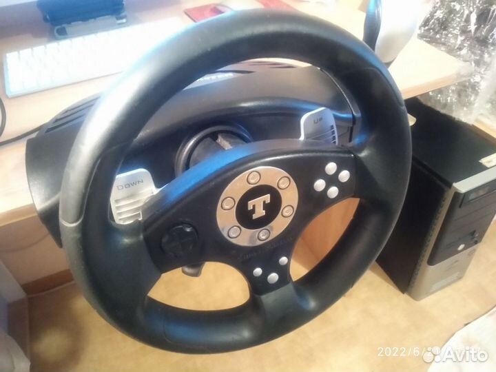 Игровой руль 3 педали + игры