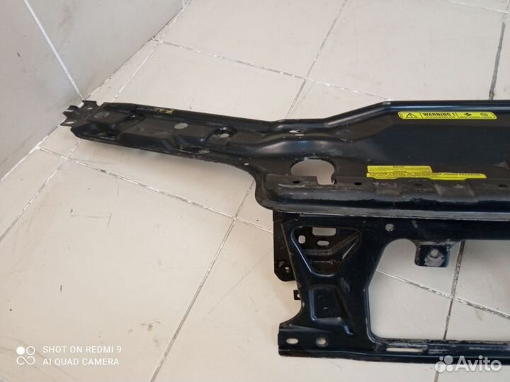 Панель радиатора Volvo S80