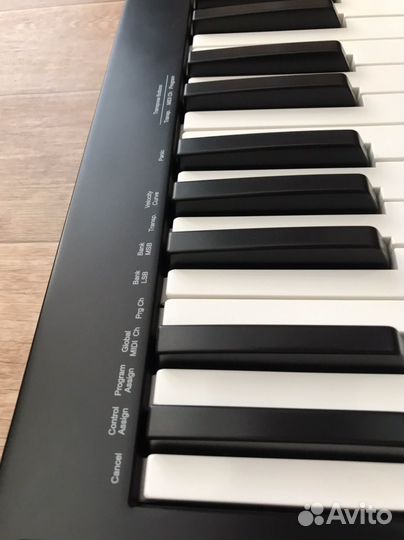 Midi контроллер nektar impact GX49 новая