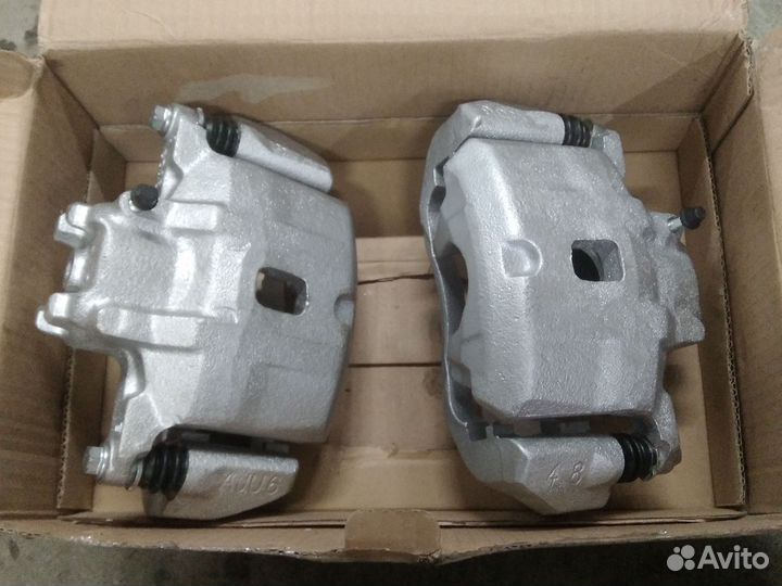 Супорта митсубиси лансер9 2шт