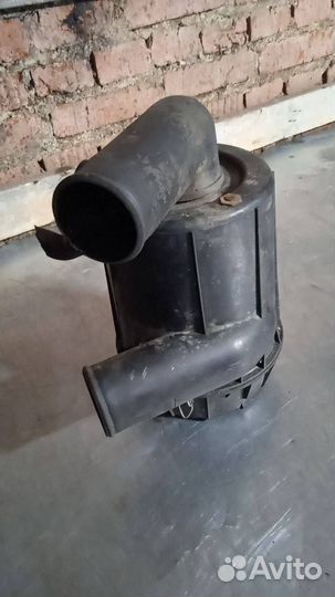 Корпус воздушногo фильтра Peugeot Boxer 2 1998