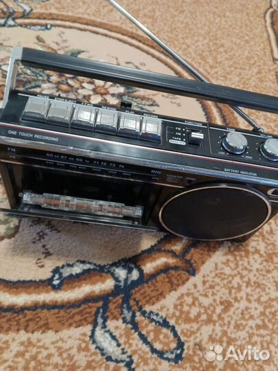 Кассетный плеер