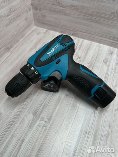 Шируповерт и мини болгарка Makita 12v