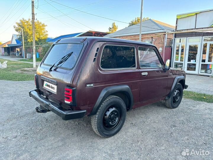 LADA 4x4 (Нива) 1.7 МТ, 2007, 165 000 км