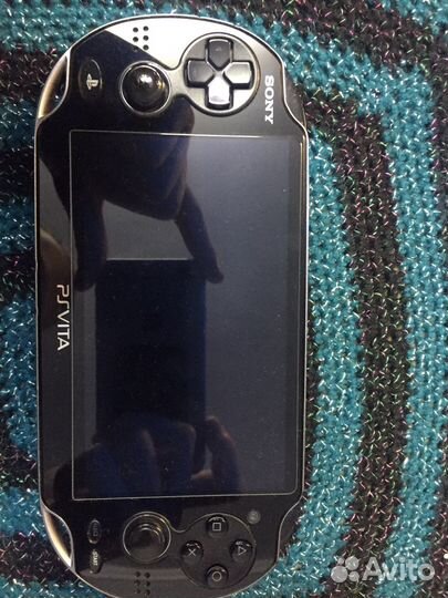 Продам Sony PlayStation Vita