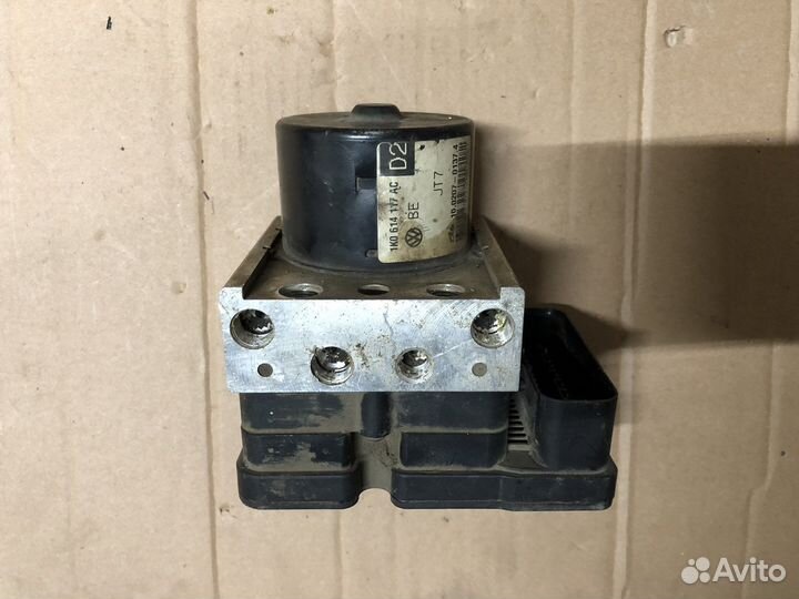 Блок ABS VAG 8K0907379AF/1K0614117AC