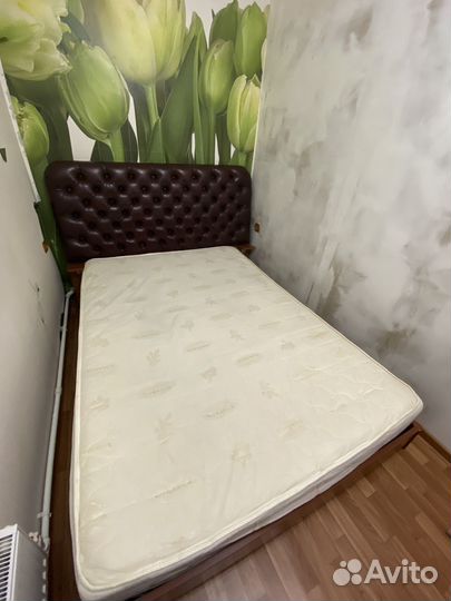 Кровать и матрас