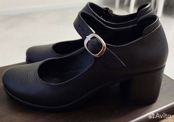 Туфли женские