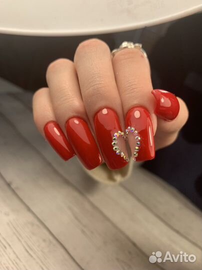 Маникюр,педикюр, в 4 руки,брови