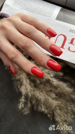 Покрытие ногтей на руках гель-лаком