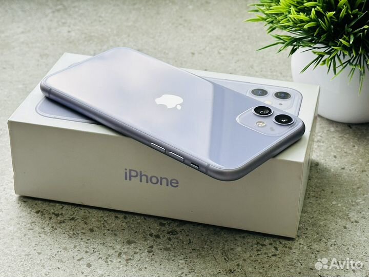 iPhone 11, 64 ГБ