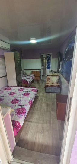 Дом 210 м² на участке 8 сот.