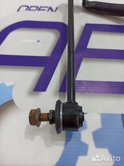 Стабилизатор поперечной устойчивости передний