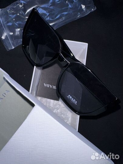 Очки prada новые