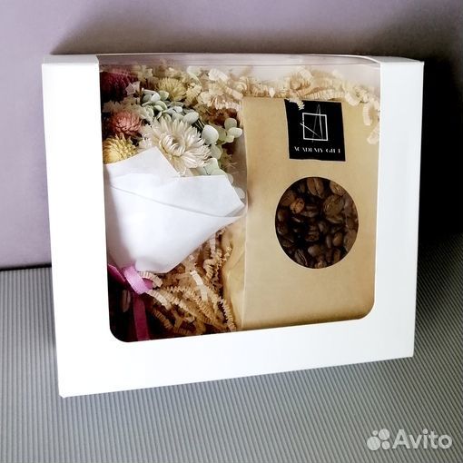 Подарочный набор с букетом