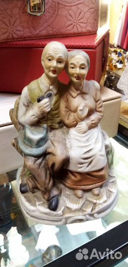 Статуэтка старички бисквит