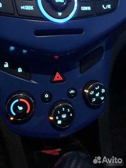 Блок управления печкой Chevrolet Aveo T300