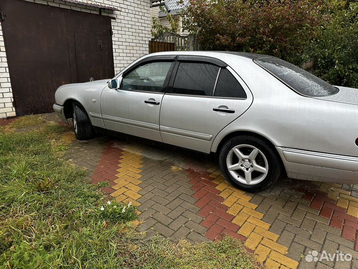 Mercedes-Benz E-класс 2.4 AT, 1999, 560 000 км