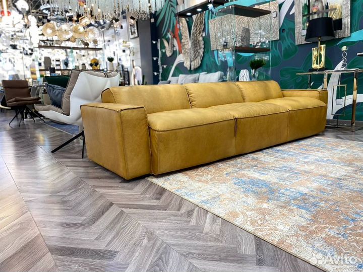 Диван из натуральной кожи