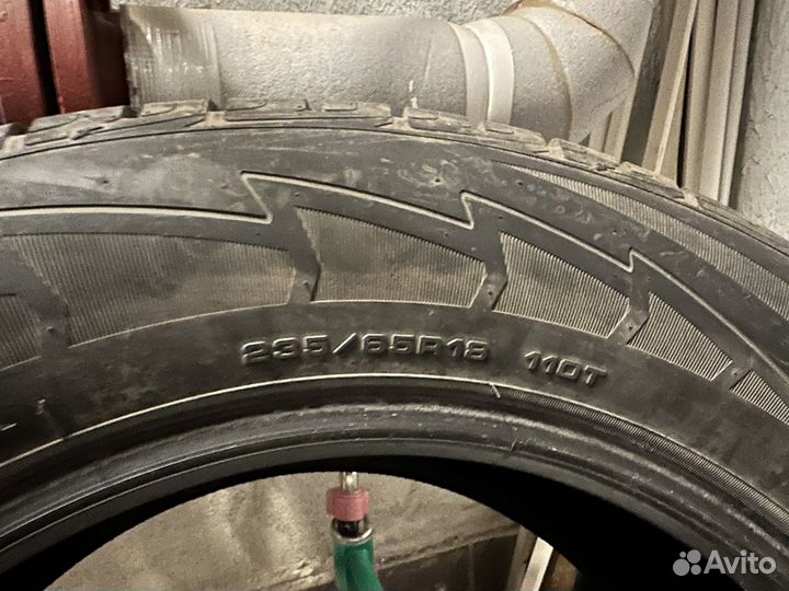 Goodyear UltraGrip Ice 235/65 R18