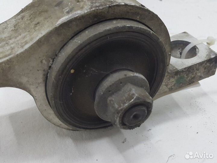 Рычаг подвески нижний передний левый Lexus Is