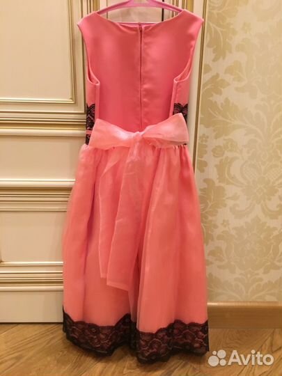 Платье нарядное