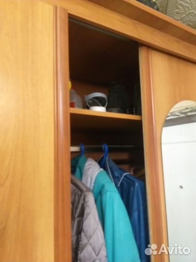 Шкаф