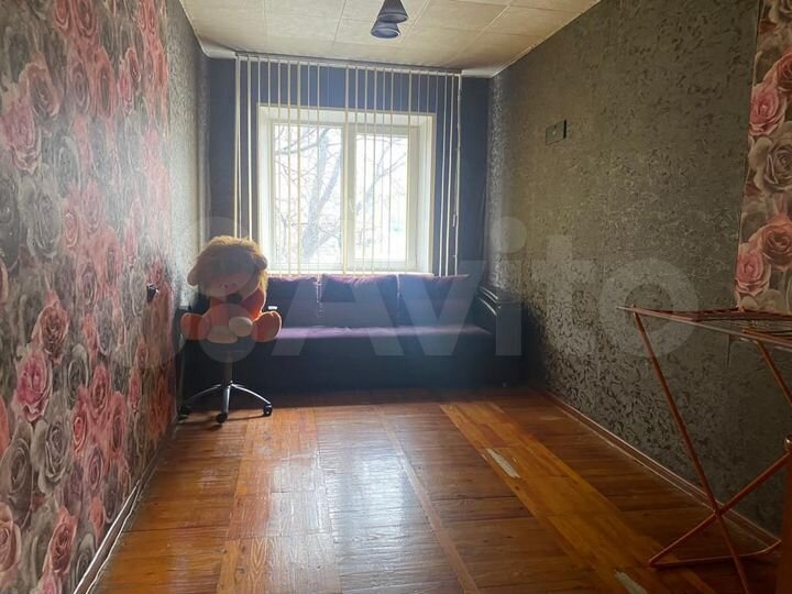 4-к. квартира, 74 м², 1/10 эт.