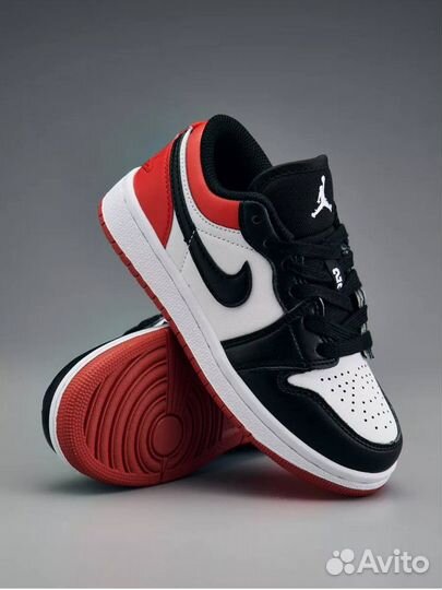 Кроссовки детские Nike Air Jordan 1 low