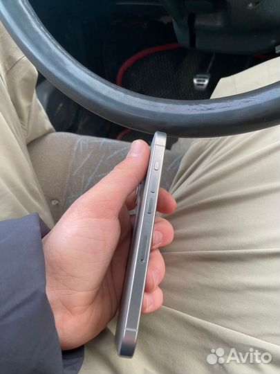 iPhone 15 Pro, 128 ГБ