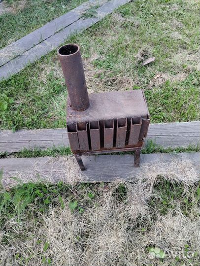 Печь маленькая для кочевой будки