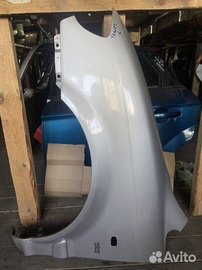 Крыло переднее левое Hyundai Trajet