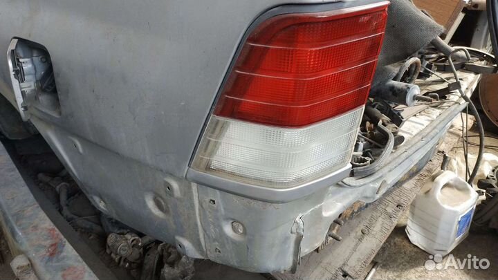 Заданий фонарь саненг Муссо