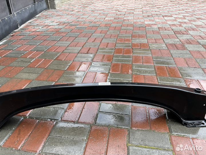 Усилитель бампера задний на Porsche Cayenne