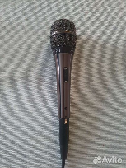 Микрофон LG для караоке