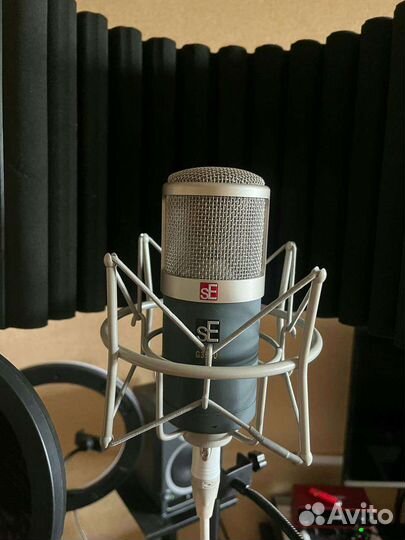 Студийный микрофон SE Electronics Genemi 3500