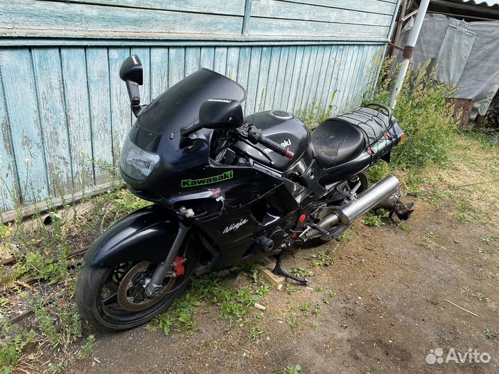 Kawasaki zzr400-2 2001